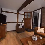 Prázdninový dům Near F1 Circuit *